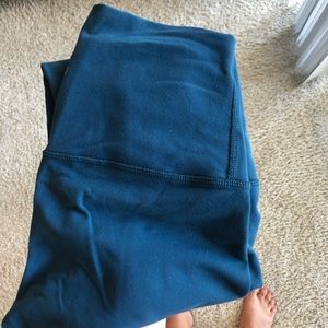 Lululemon wunder under hi-rise, size 6